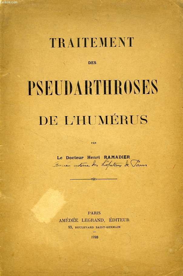 TRAITEMENT DES PSEUDARTHROSES DE L'HUMERUS