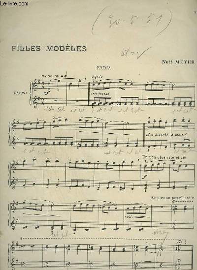 FILLES MODELES - PIANO.