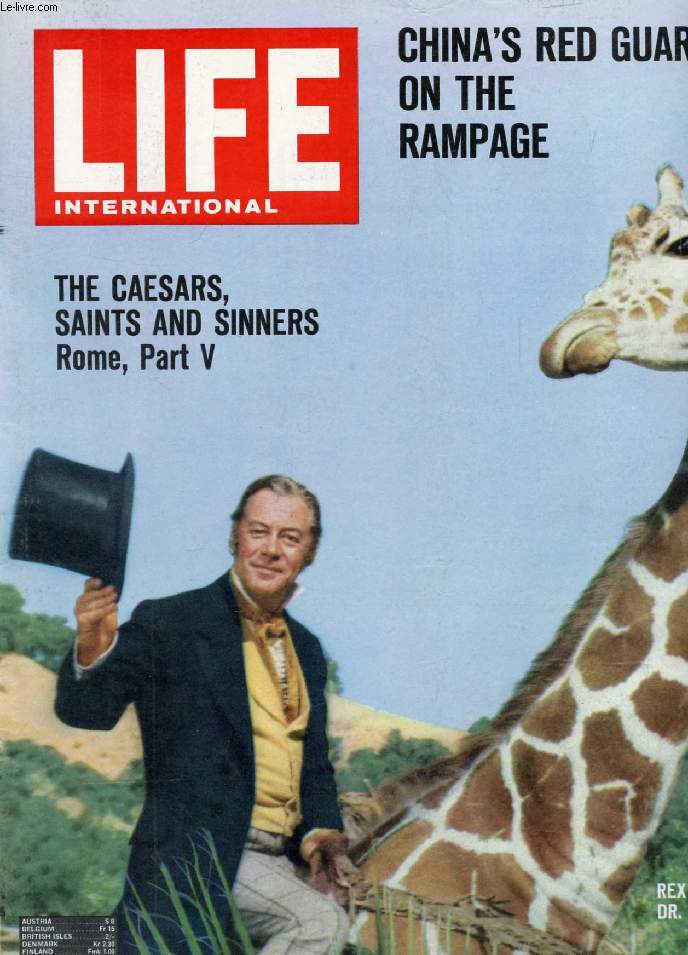 LIFE, INTERNATIONAL EDITION, VOL. 41, N 8, OCT. 1966 (Contents: Letters. In defense of those cabbies-continued. The Scene. Yorktown Heights, N.Y. Kids with the problems of kings. By Christopher Cory. World News. Red Guards put China's 