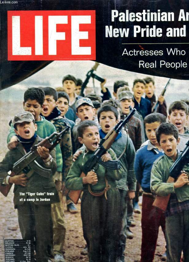LIFE, VOL. 48, N 12, JUNE 1970 (Contents: Palestine's Arab Commandos. Soldiers of a phantom nation on the march. A hellhole for Israelis, by Peter Young. The fedayeen want war, by Oriana Fallaci. Photographed by Pierre Boulat. A World All Their Own...)