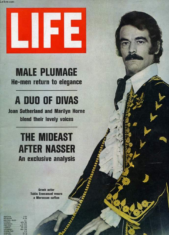 LIFE, VOL. 49, N 9, OCT. 1970 (Contents: A Shout of Arab Grief. Presidential Power Aboard Sixth Fleet. Rump-bumping on the Apple River. Neck Deep in Collars. Swimming Pool Art. Two Great Throats. Male Plumage...)