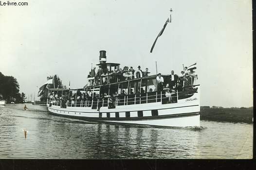 1 Photographie originale en noir et blanc, d'un bateau  vapeur le 