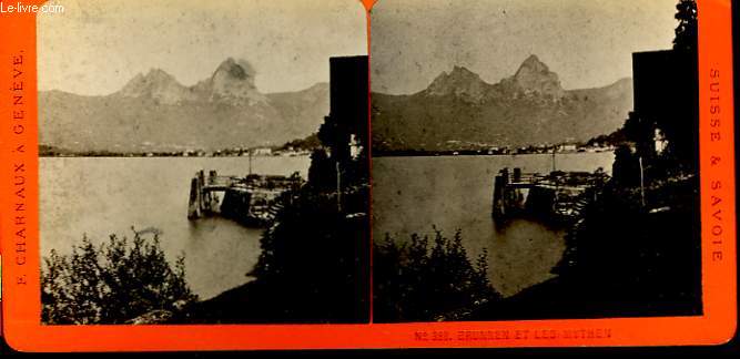1 planche compose de 2 photographies (identiques) anciennes en noir et blanc : Suisse et Savoie N338, Brunnen et les Mythen