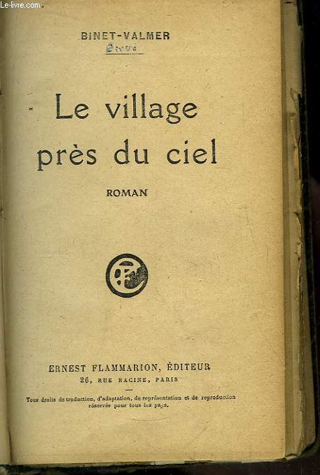 Le village prs du ciel. Roman.