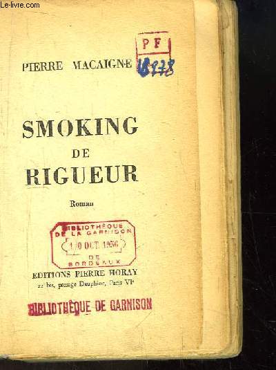 Smoking de Rigueur. Roman