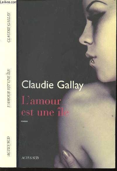 L'AMOUR EST UNE ILE.