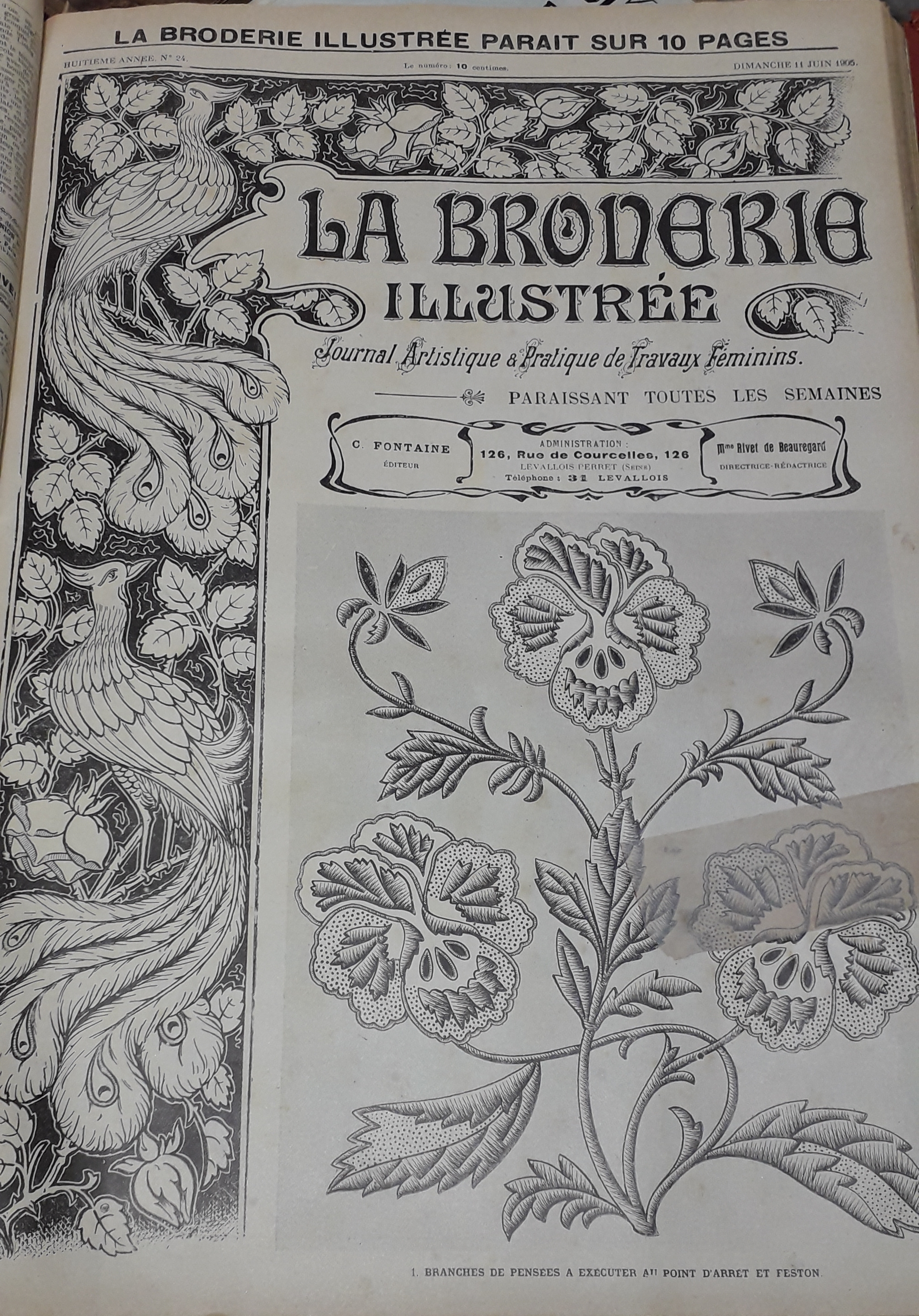 La Broderie Illustre - Journal artistique et pratique de travaux fminins, 8e anne, n24 (11 juin 1905) : Branches de penses  excuter au point d'arrt et feston / Jacquette Louis XV orne de dentelles en broderie / Chemin de table et voile de canap