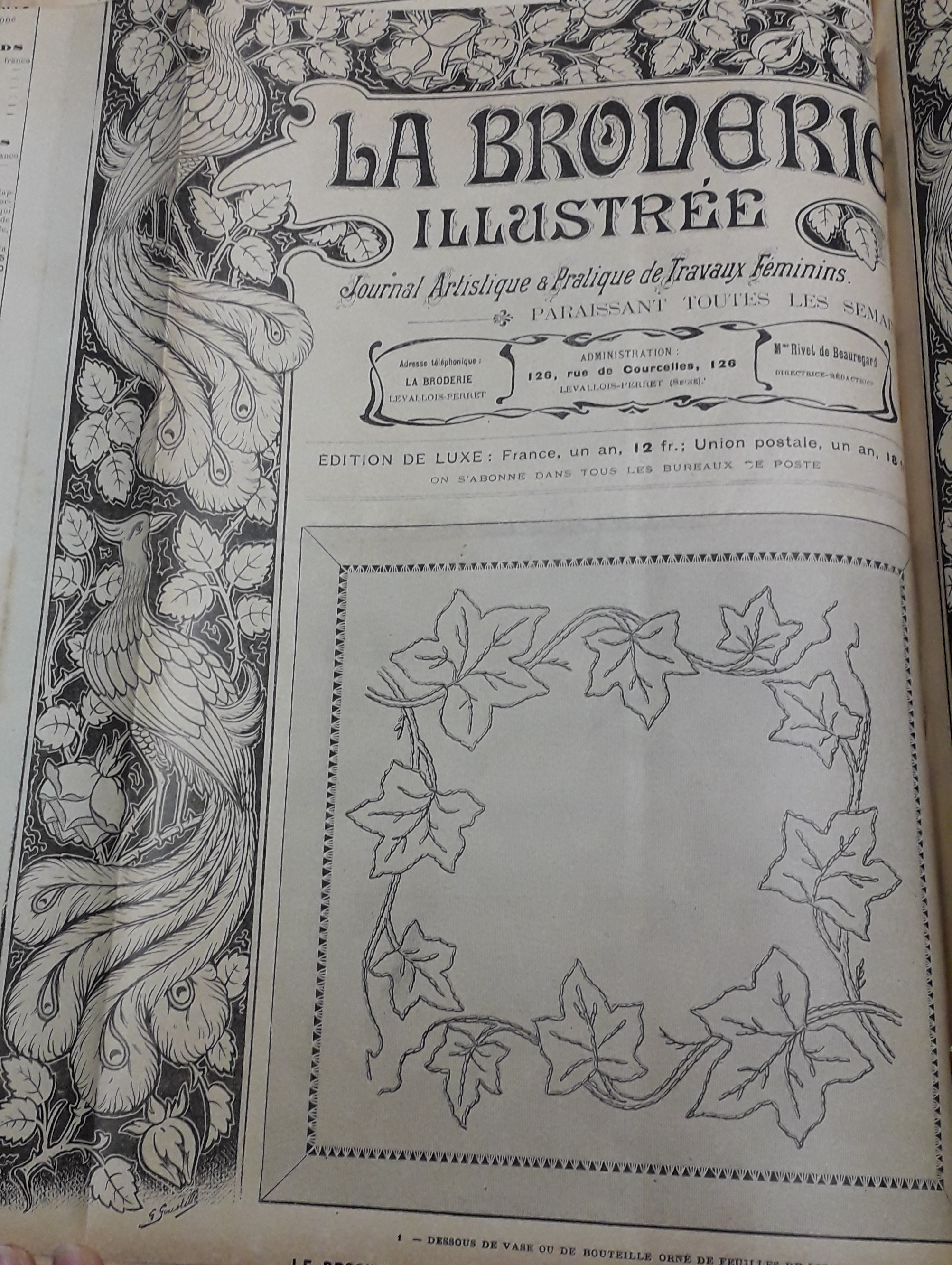 La Broderie Illustre - Journal artistique et pratique de travaux fminins, 6e anne, n29 (16 juillet 1903) : Dessous de vase ou de bouteille orn de feuilles de lierre . Dessus de violon / Cravate pour dame en dentelle orne de point de Venise / ...