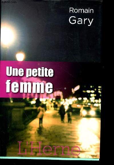 UNE PETITE FEMME